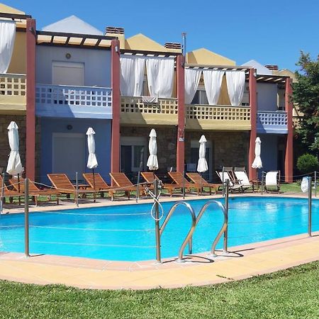 Ydna Family Hotel Apartments Посиди Экстерьер фото