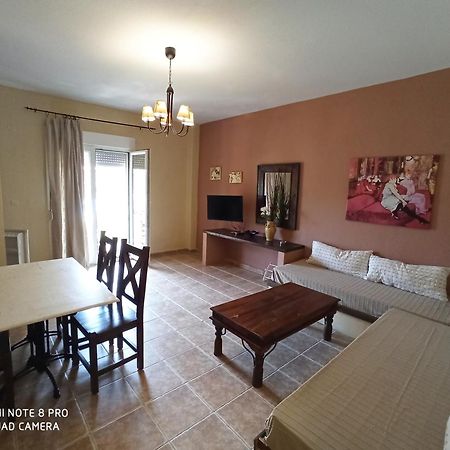 Ydna Family Hotel Apartments Посиди Экстерьер фото
